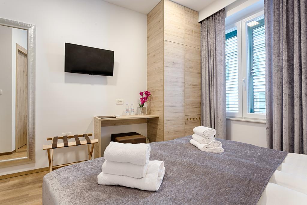 Central Pearl By Nono Ban Rooms سبليت المظهر الخارجي الصورة