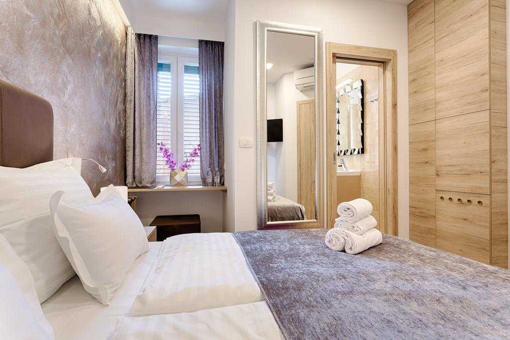 Central Pearl By Nono Ban Rooms سبليت المظهر الخارجي الصورة